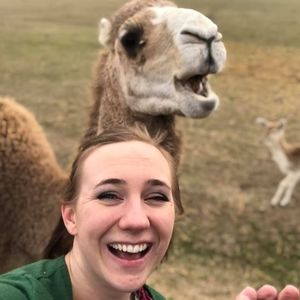 Meet your Posher, Whitney